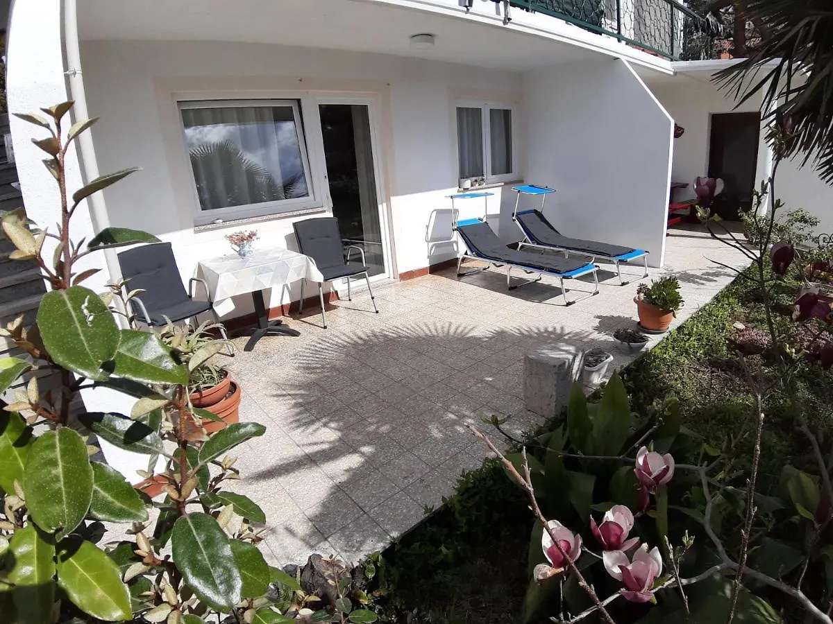 Apartments Summer Bloom Krk Town