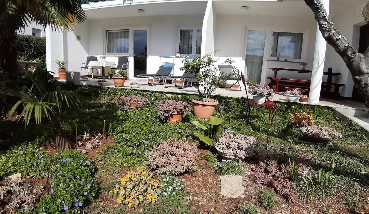 Apartments Summer Bloom Krk Town Kroatien